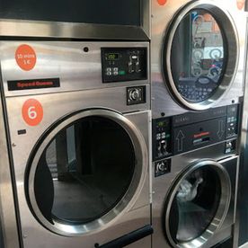 Lavandería Autoservicio Amador De Los Ríos lavadoras